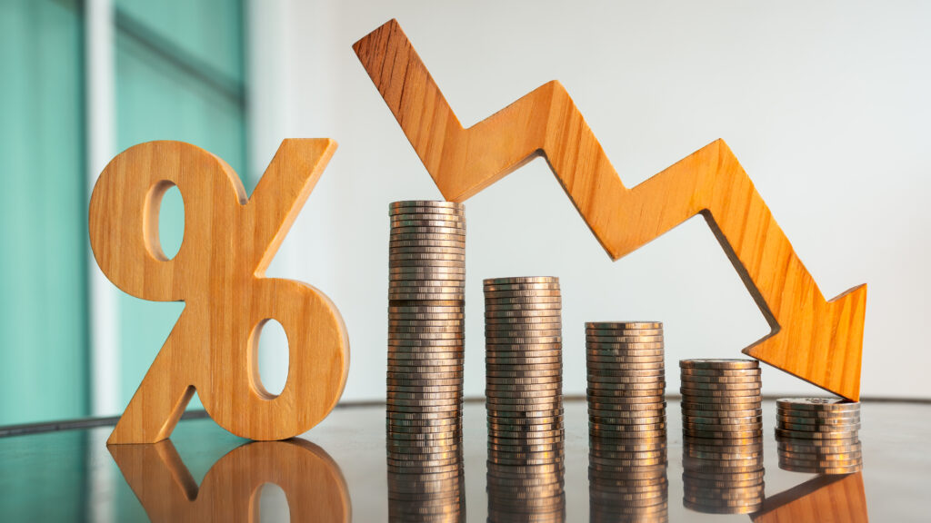 How Interest Rate Reductions on Factoring Can Boost Your Business Cash Flow in 2025