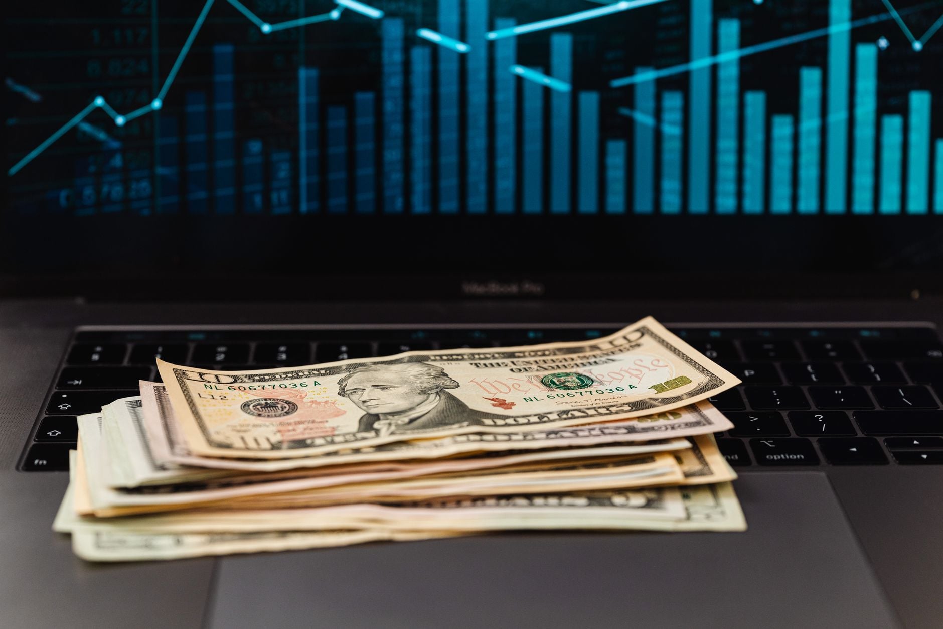 Cash Flow Solutions for Q4: How Factoring Helps Businesses Finish Strong